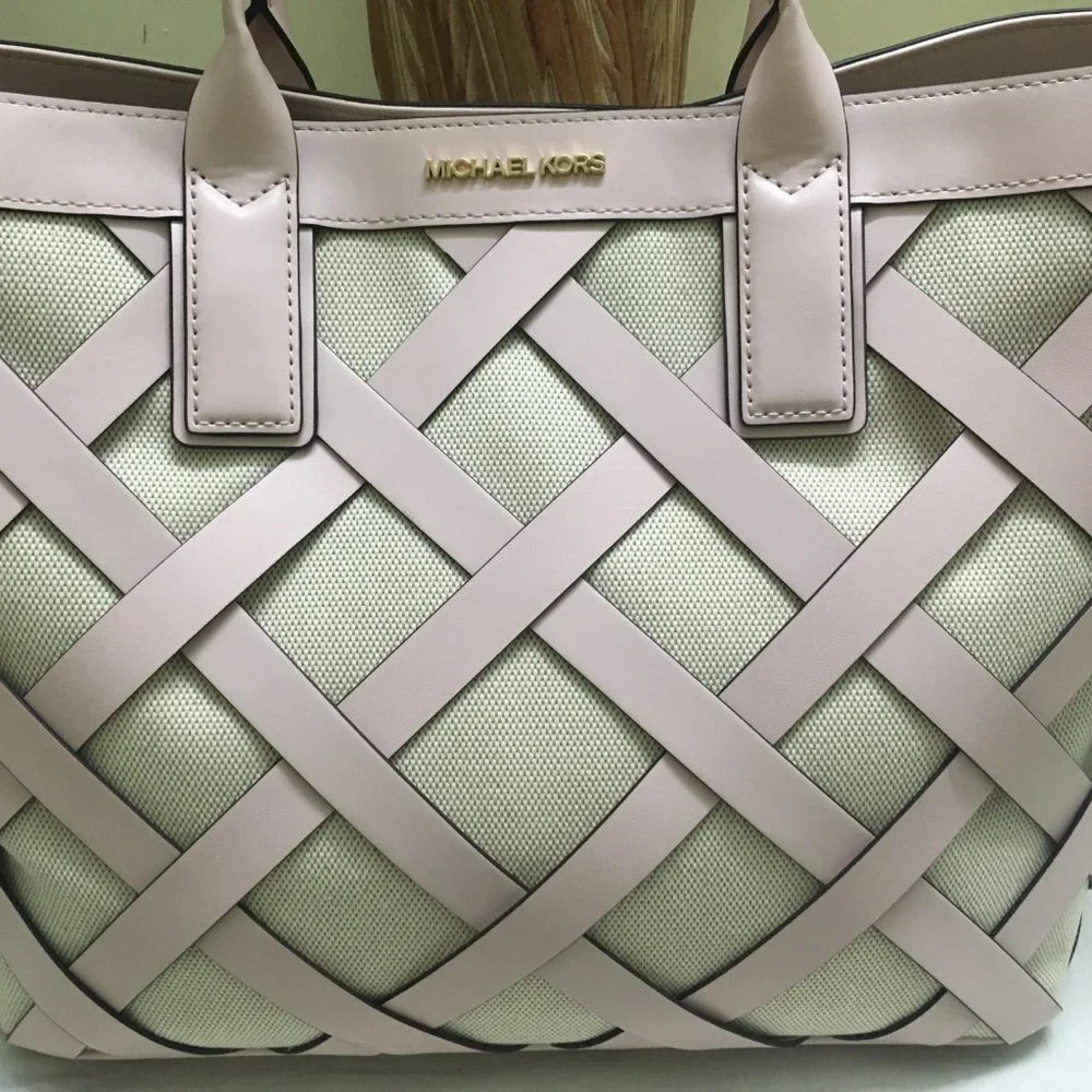 Authentic Michael Kors Light Pink Sienna Large Tote - Picture 10 of 16